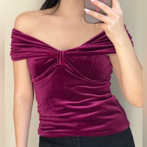 Parker Off-Shoulder Velvet Top in burgundy flawless sz small